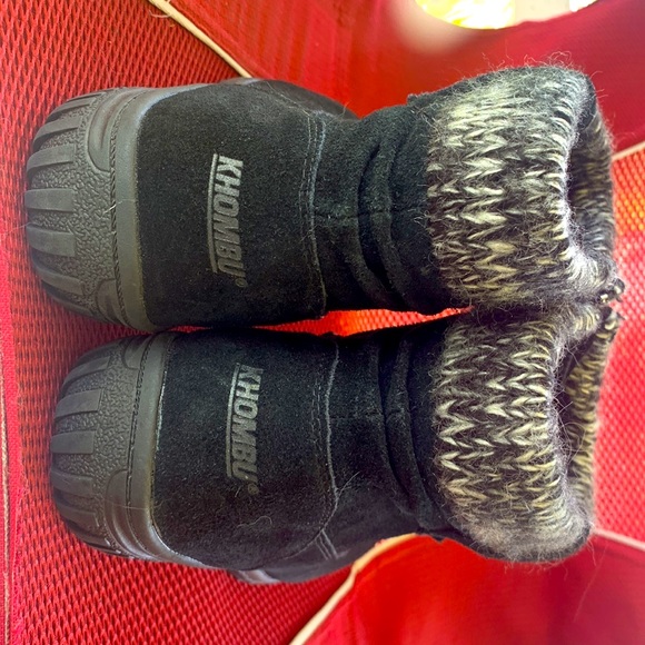 NWOT Khombu SUPER comfy and warm boots-great for Spring weather! - Picture 4 of 6